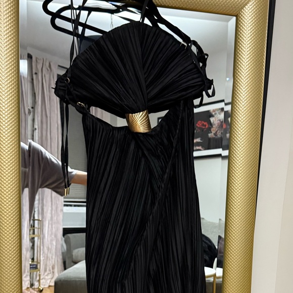 Cult Gaia Mitra gown - Picture 3 of 4